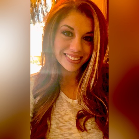 Meet your Posher, Crystal - Picture 1 of 1